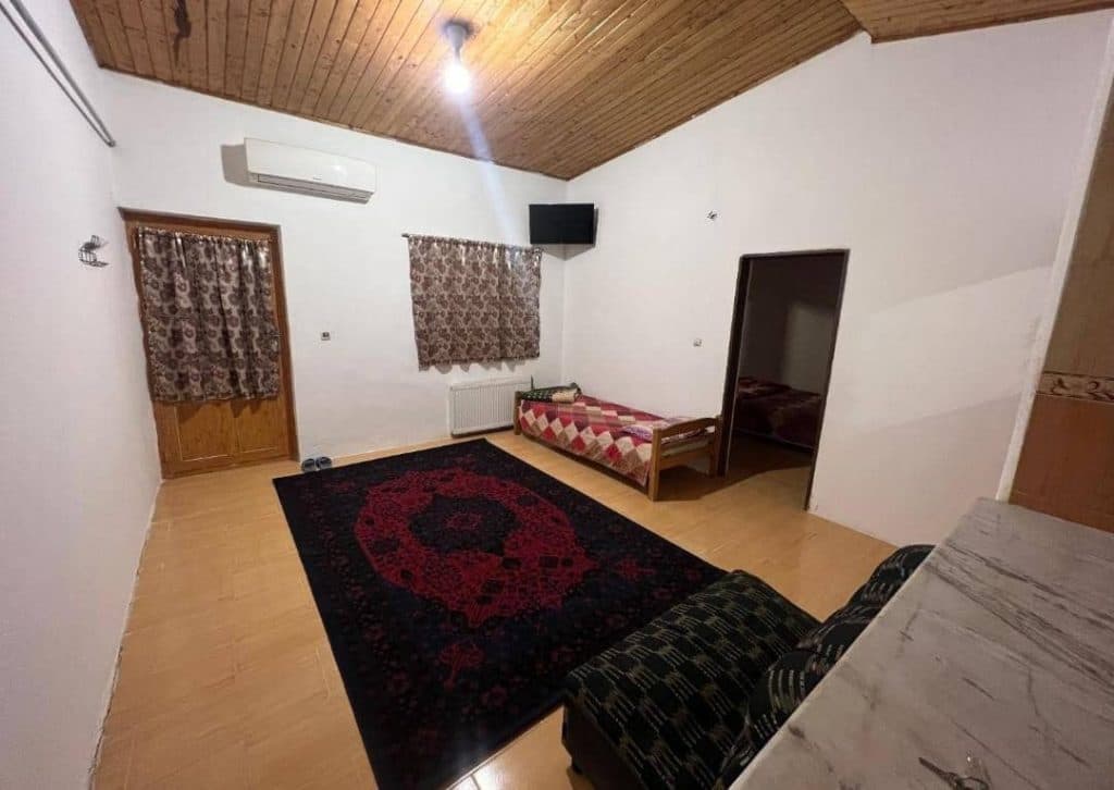 متل ساحلی قو در بابلسر