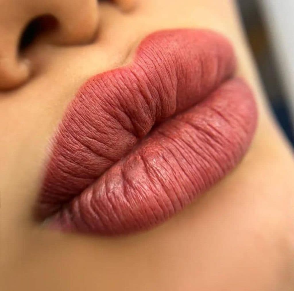 آموزش و خدمات آرایش دائم هدیه مهدوی در آمل