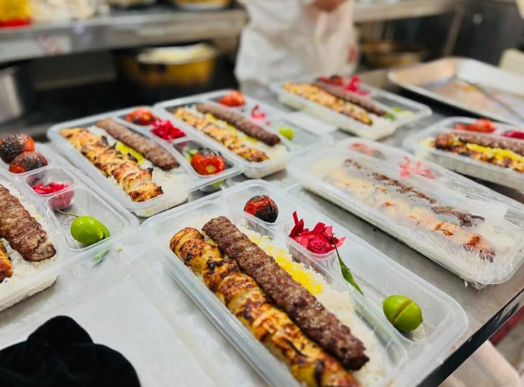 رستوران ماهرویان در بندر دیلم