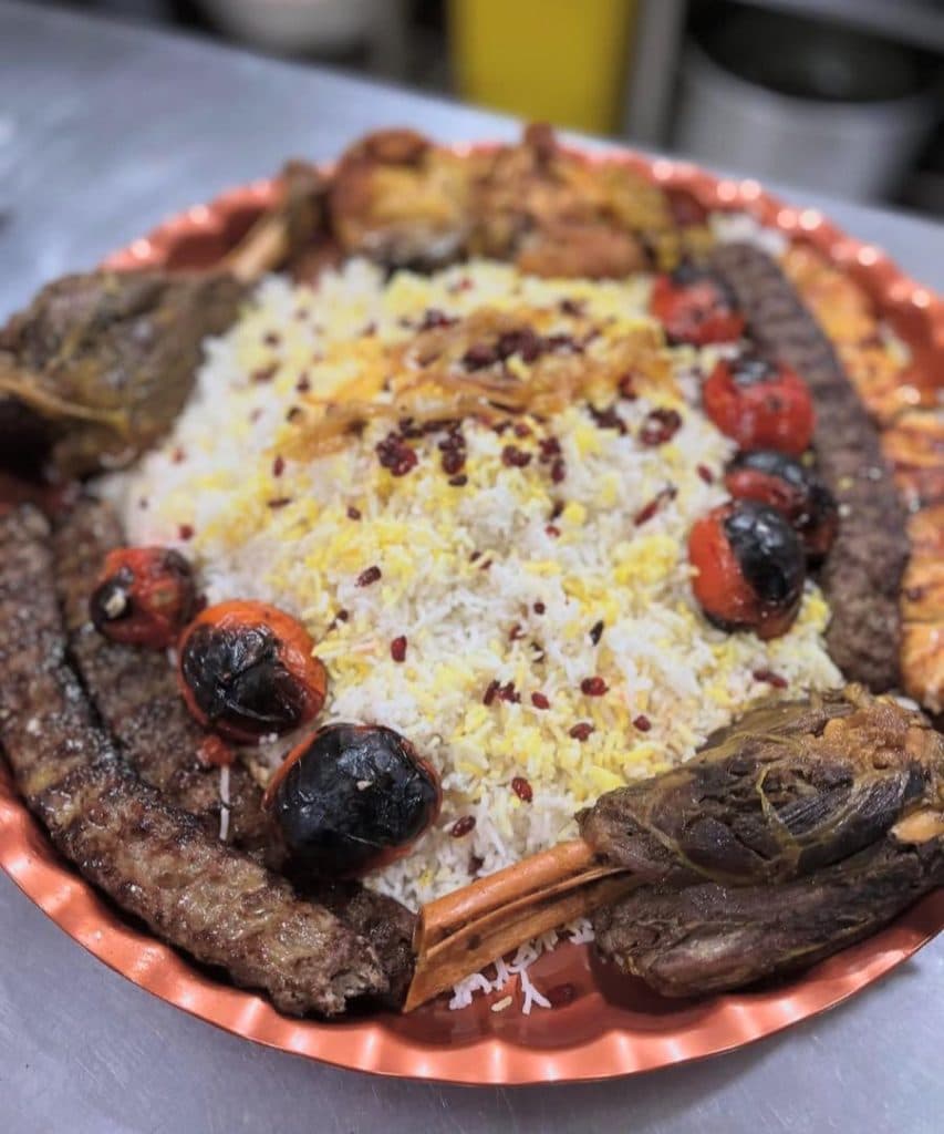 رستوران ماهرویان در بندر دیلم