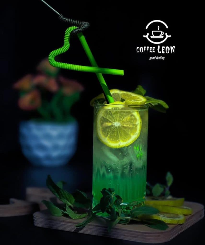 کافی شاپ لئون در کازرون