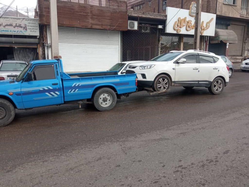 خودروبر و یدک کش اسفندیاری در هراز