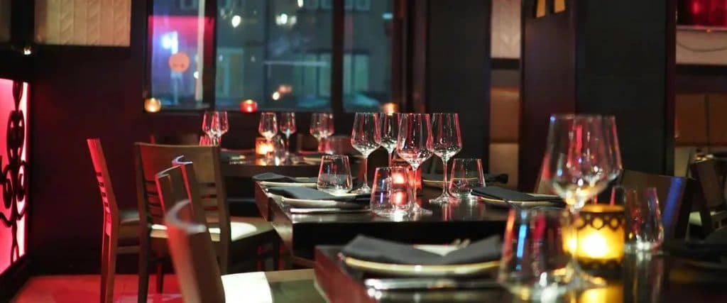 مجموعه پذیرایی شالبافان در بلوار ۱۵ خرداد قم