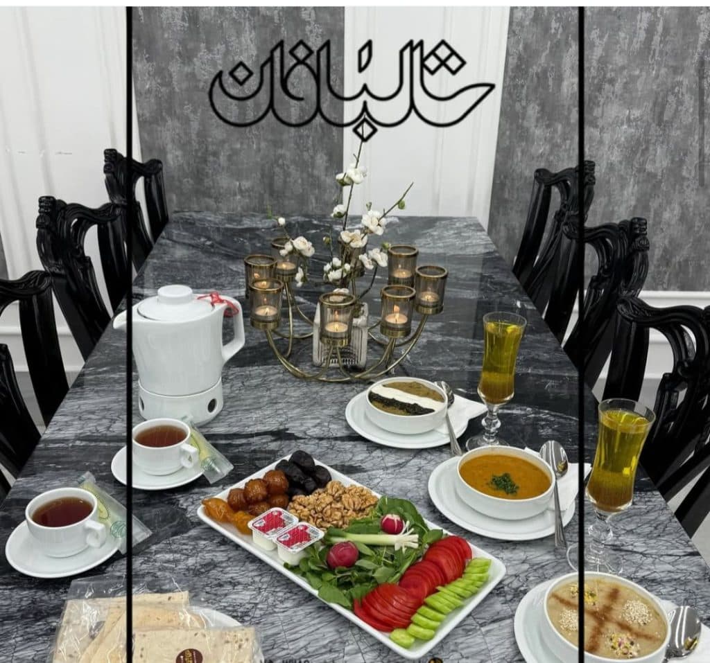 مجموعه پذیرایی شالبافان در بلوار ۱۵ خرداد قم