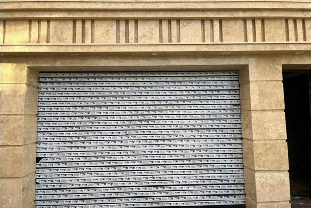 درب هوشمند آهنگر در فیروزکوه