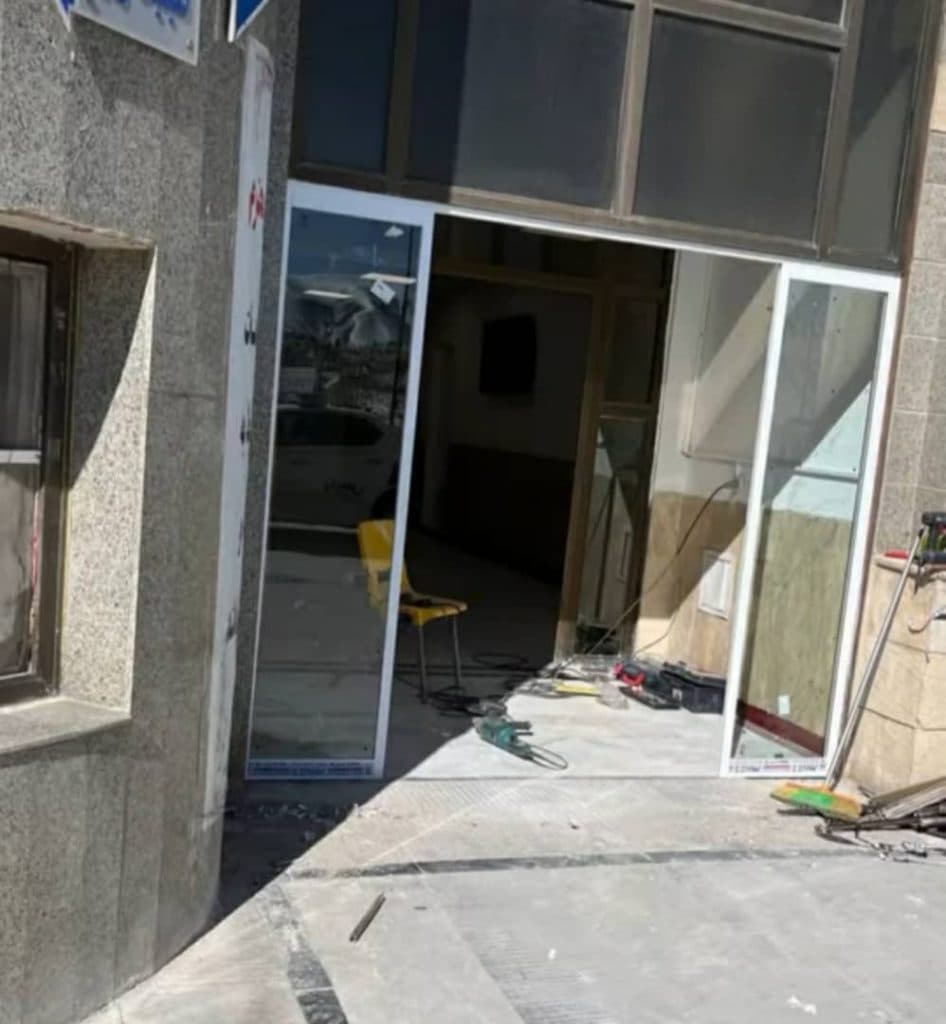 درب هوشمند آهنگر در فیروزکوه