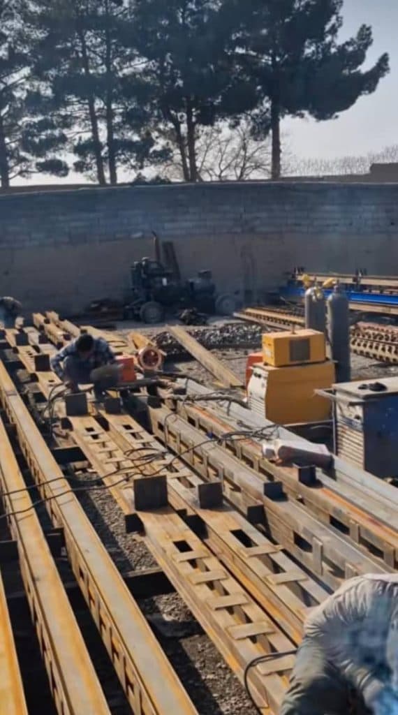 خدمات جوشکاری اسکلت مشهدسازه شکرگزار در مشهد