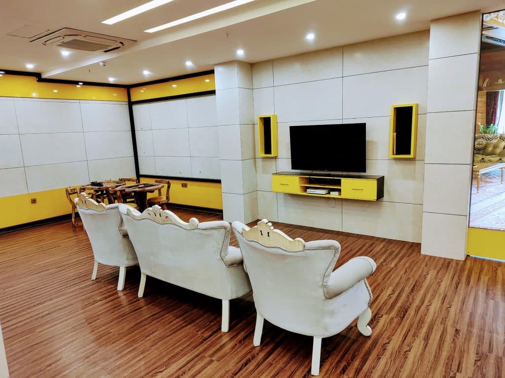 مجموعه مسکونی کوروش در جزیره کیش