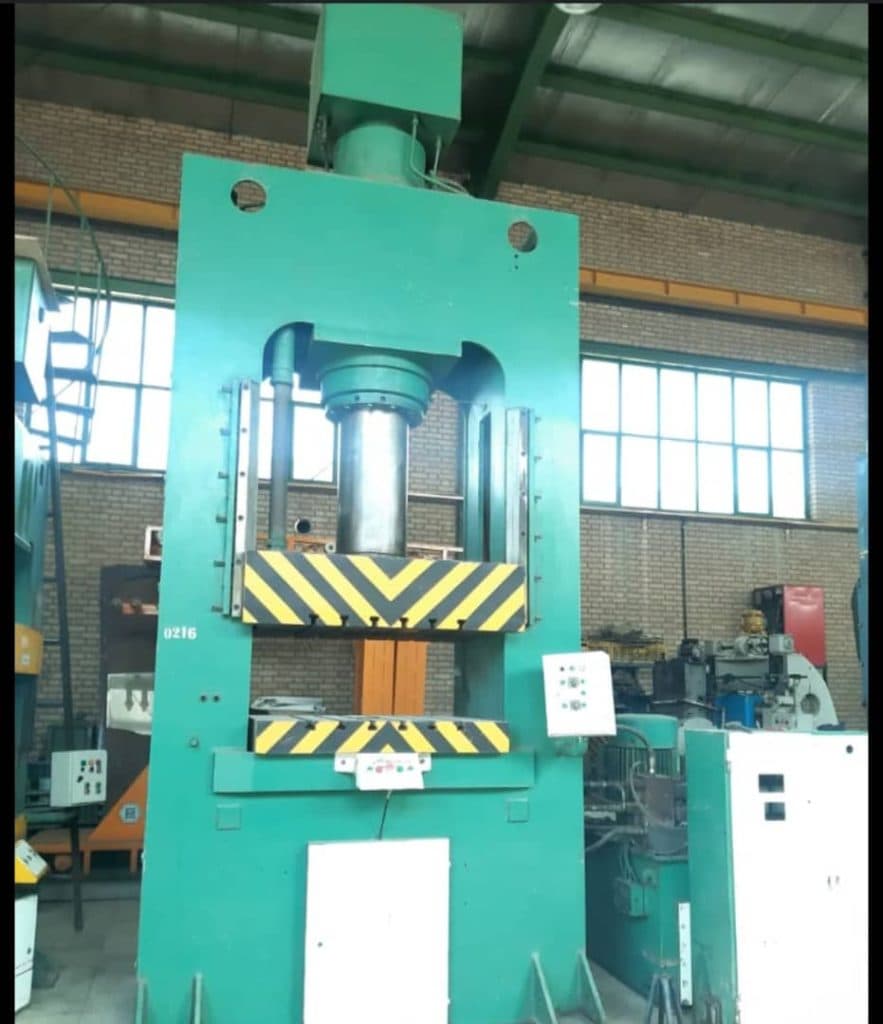 ساخت و تعمیر دستگاه پرس هیدرولیک ندایی در تبریز