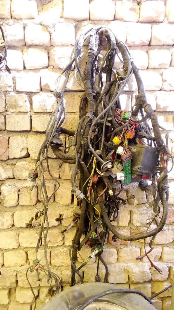 فروش لوازم استوک خودرو داوودی در قم