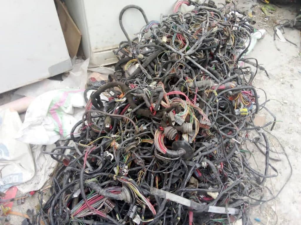 فروش لوازم استوک خودرو داوودی در قم