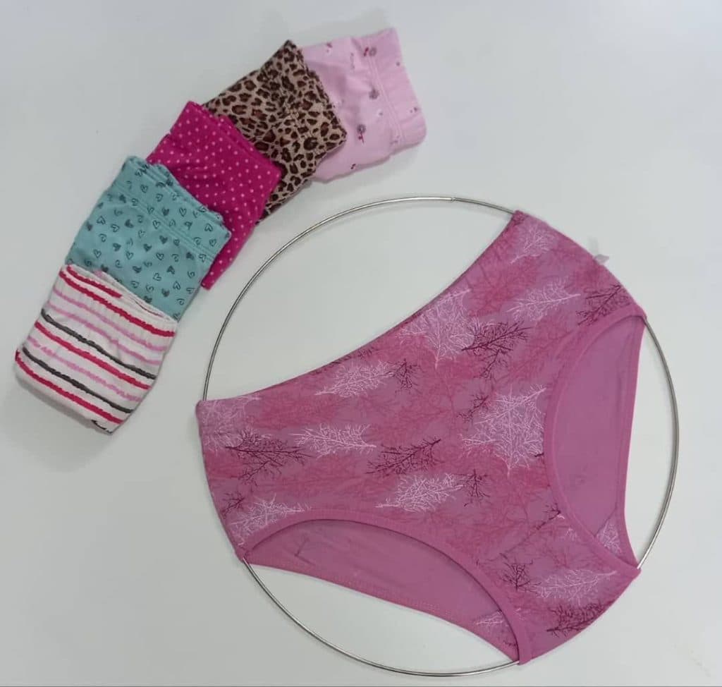 تولید و فروش عمده لباس زیر مردانه و زنانه شیدا در اصفهان