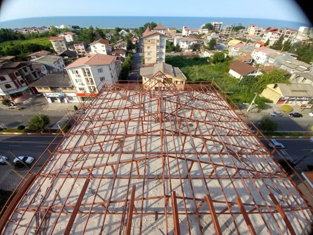 جوشکاری ساختمان میرزا زاده در رودسر