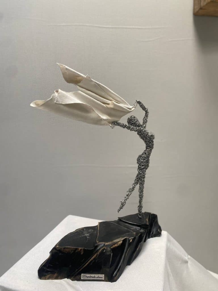 آموزش مجسمه سازی سیمی آشور در تهران