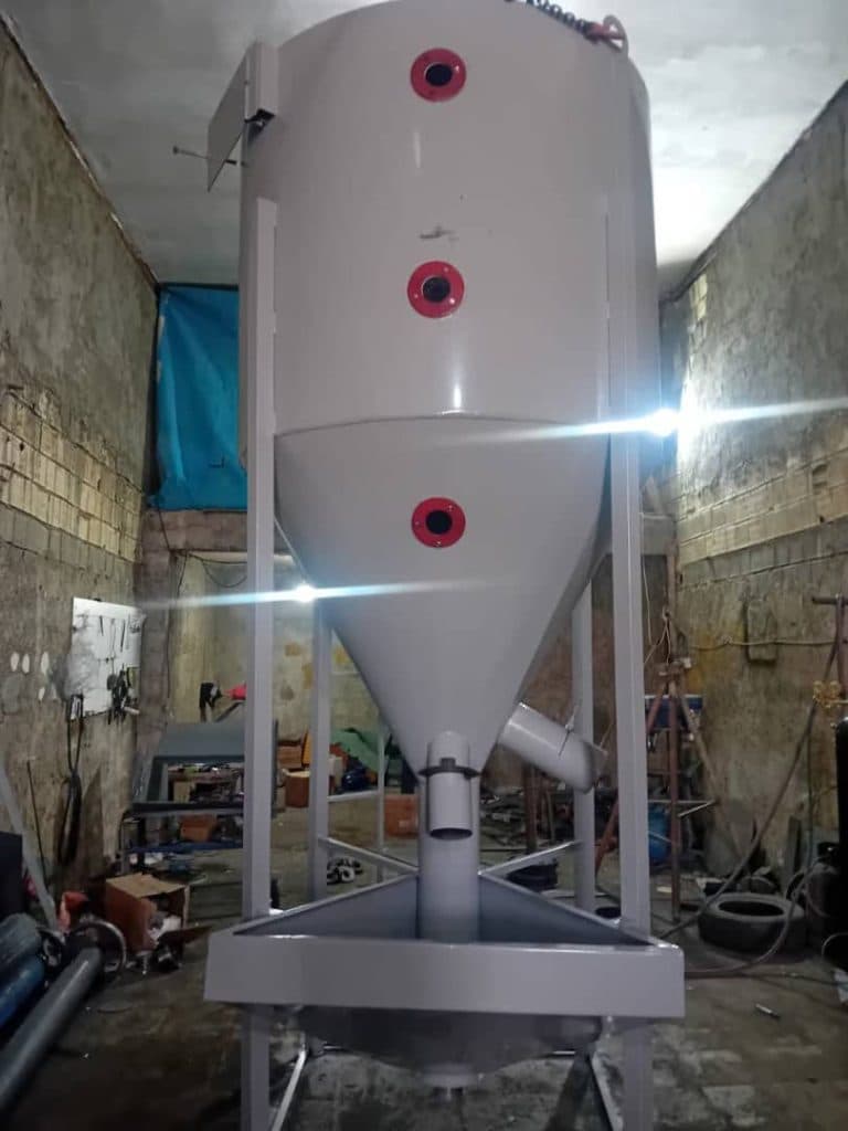 ساخت موادکش دستگاه تزریق پلاستیک ایران مهر اصفهان