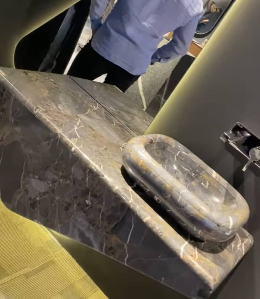 تولید و فروش صفحات کابینت سنگ و سرامیک زاهدان کانتر صحرانورد در زاهدان