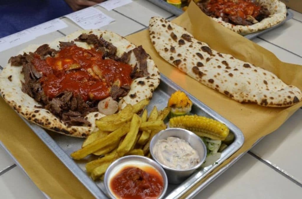 فست فود دونر فکتوری در کرمان