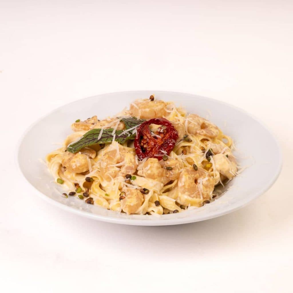 راه اندازی و تجهیز رستوران شف علی ناطقی در لاهیجان