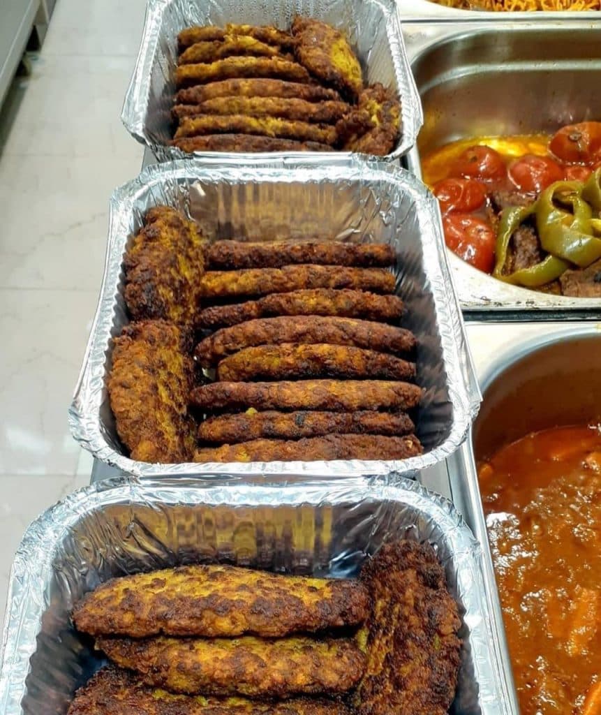 غذای اصیل ایرانی نانداک در خرم آباد