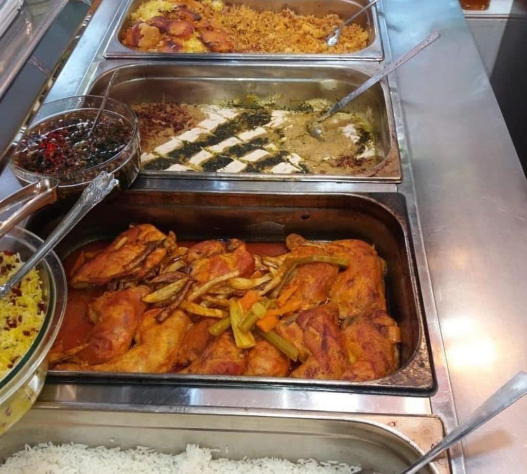 غذای اصیل ایرانی نانداک در خرم آباد