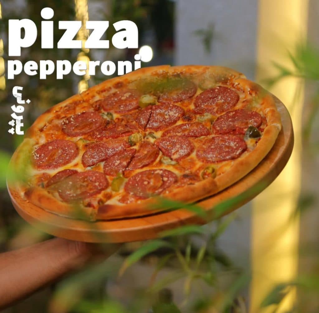 کافه رستوران باباس در پیروزی تهران