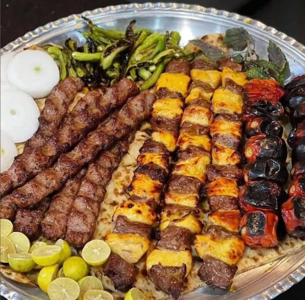 کافه رستوران بهونه در یزد