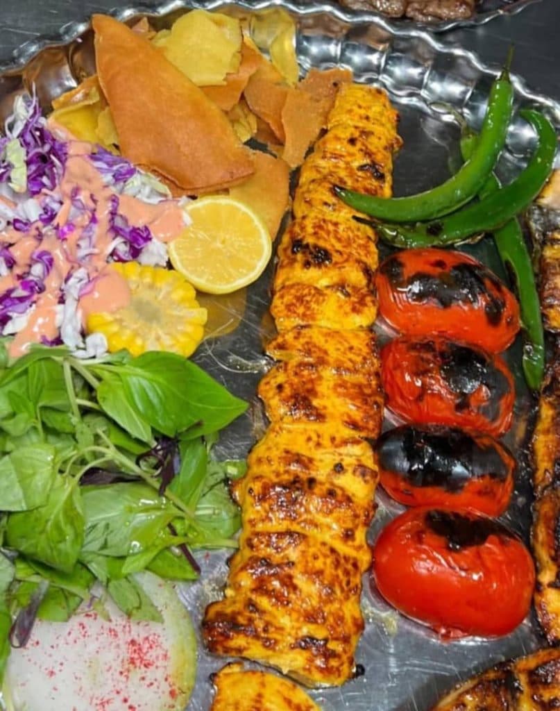 کافه رستوران بهونه در یزد