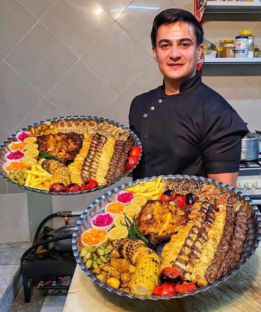 رستوران سرآشپز امیر سلیمان در زرند