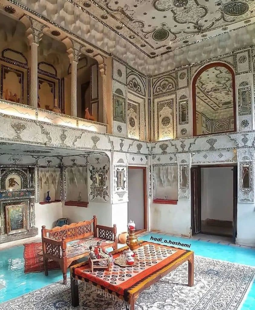 رستوران نون و نمک فخرالملوک در امین حضور تهران