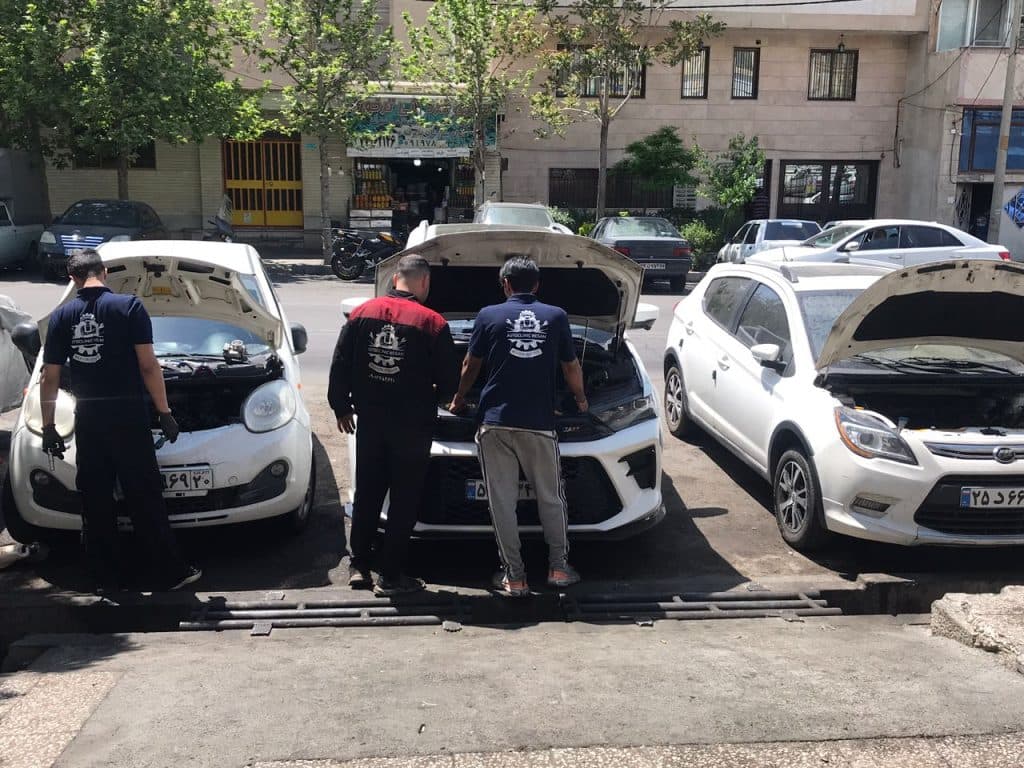 تعمیرگاه ام وی ام حسام در تهرانپارس تهران