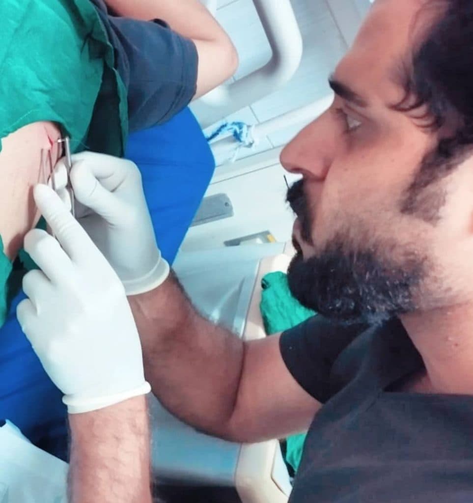 خدمات پرستاری و درمانی در منزل شهروند زیباجو در قشم