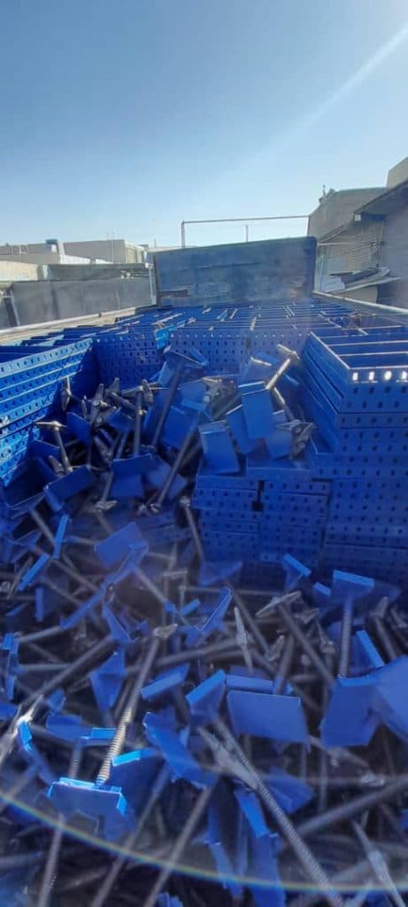 تولید و فروش قالب فلزی منگشت در اصفهان