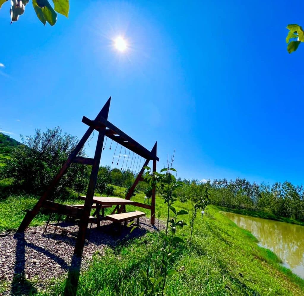 اجاره ویلای استخردار کلبه ی اسکندرپور در فومن