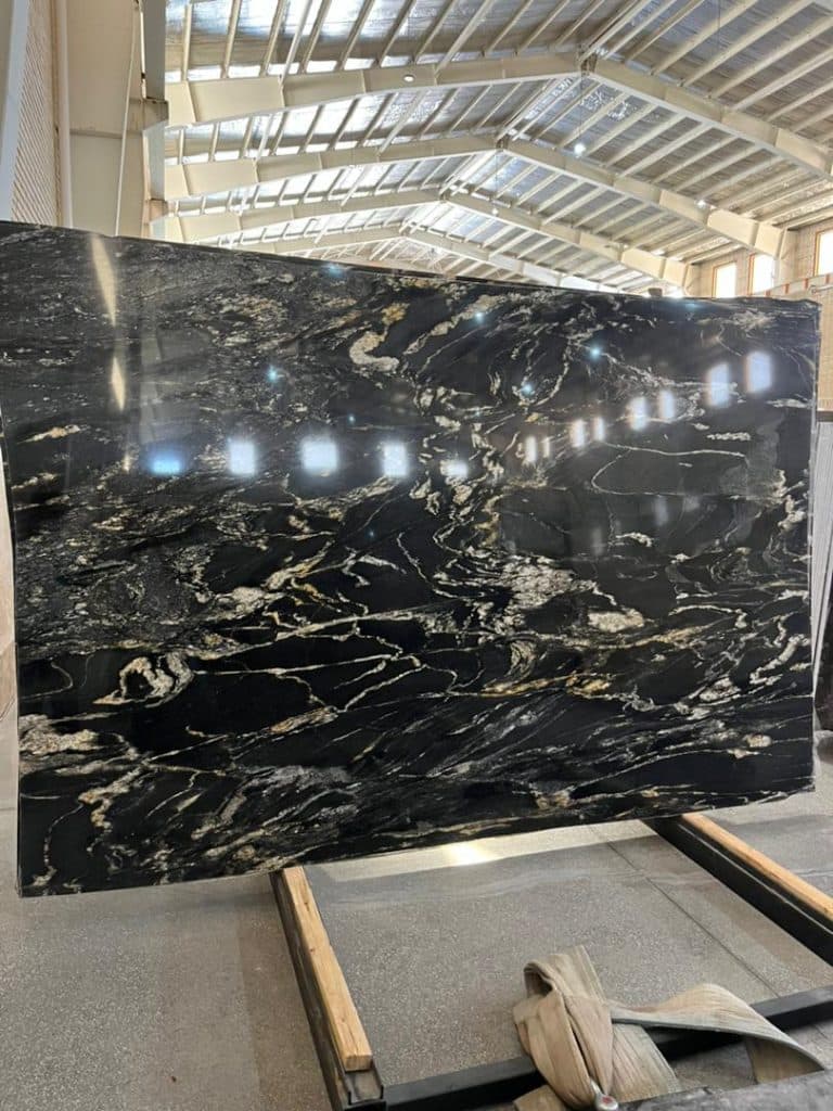 فروش سنگ ساختمانی ایرانی و خارجی زرین کریمی در اصفهان