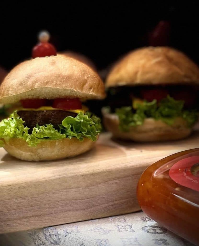 آشپزی سنتی کبری بربری در پیشوا