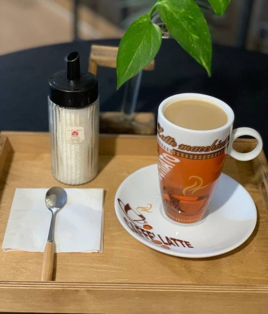 کافه سنتی ترنج در زرند