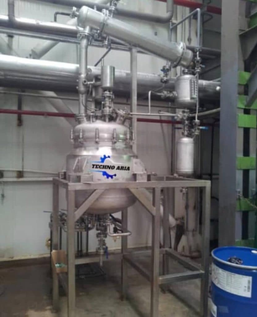 تولید پایلوت آزمایشگاهی میکسر بلندر راکتور تکنو آریا در تهران