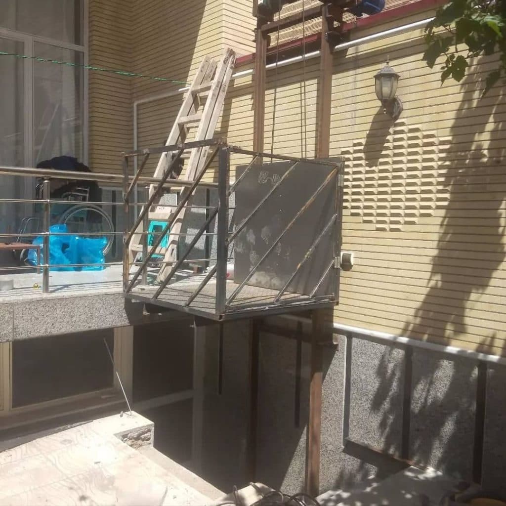 بالابر آسانسور آذردقیق در تبریز