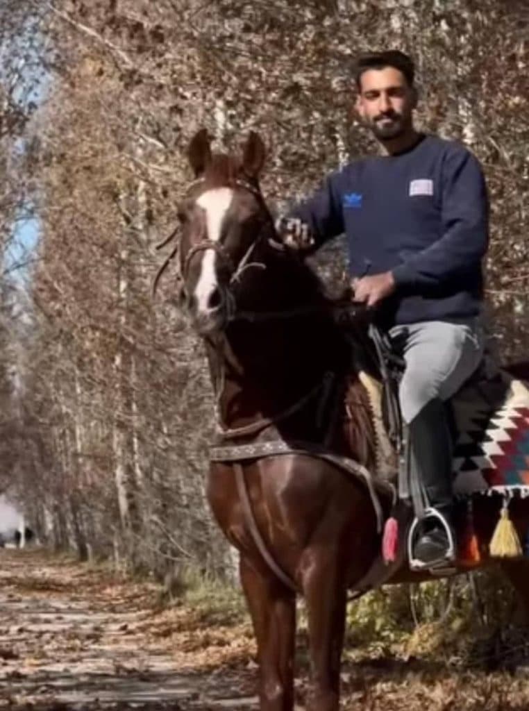 باشگاه پرورش اسب اهورا در مرودشت