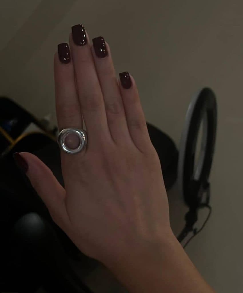 آموزش و خدمات ژلیش و کاشت ناخن ملیکا توکلی در تهران