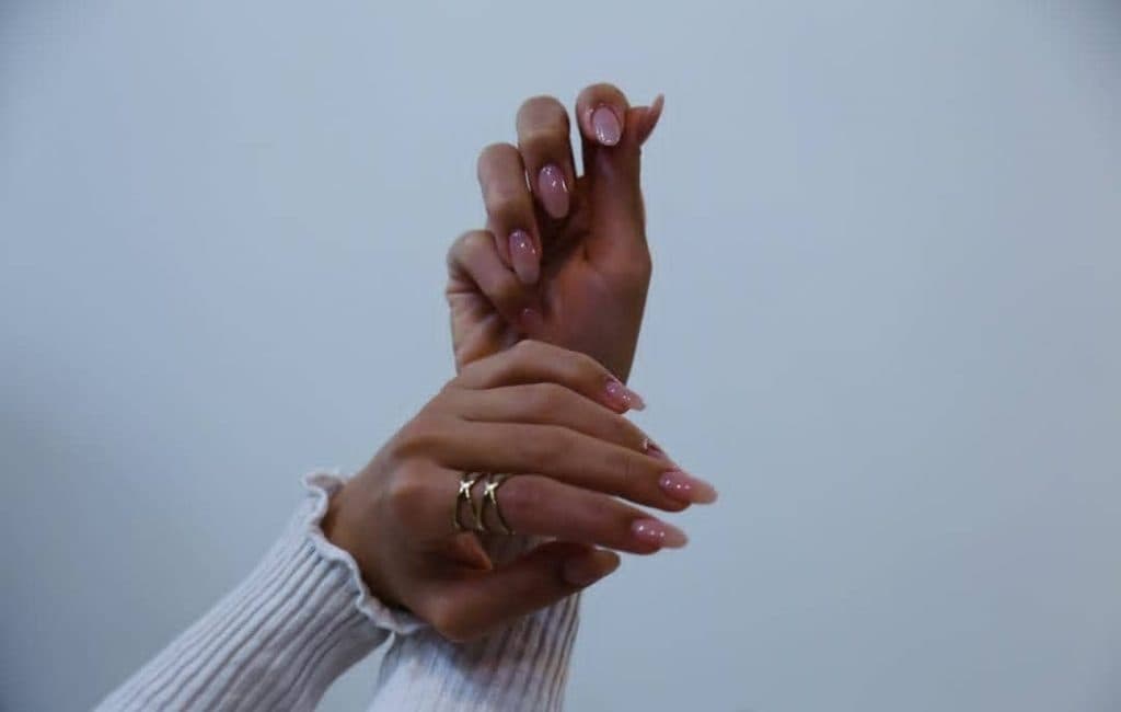 آموزش و خدمات ژلیش و کاشت ناخن ملیکا توکلی در تهران