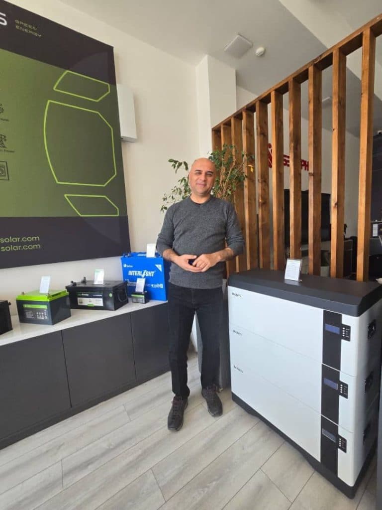 انرژی خورشیدی سولارزون سنندج