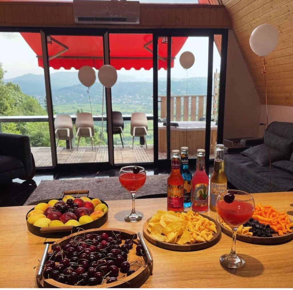 اجاره کلبه کازابلانکا در بابلکنار بابل