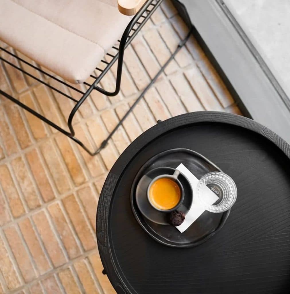 کافه ونج در بلوار بهشت شیراز