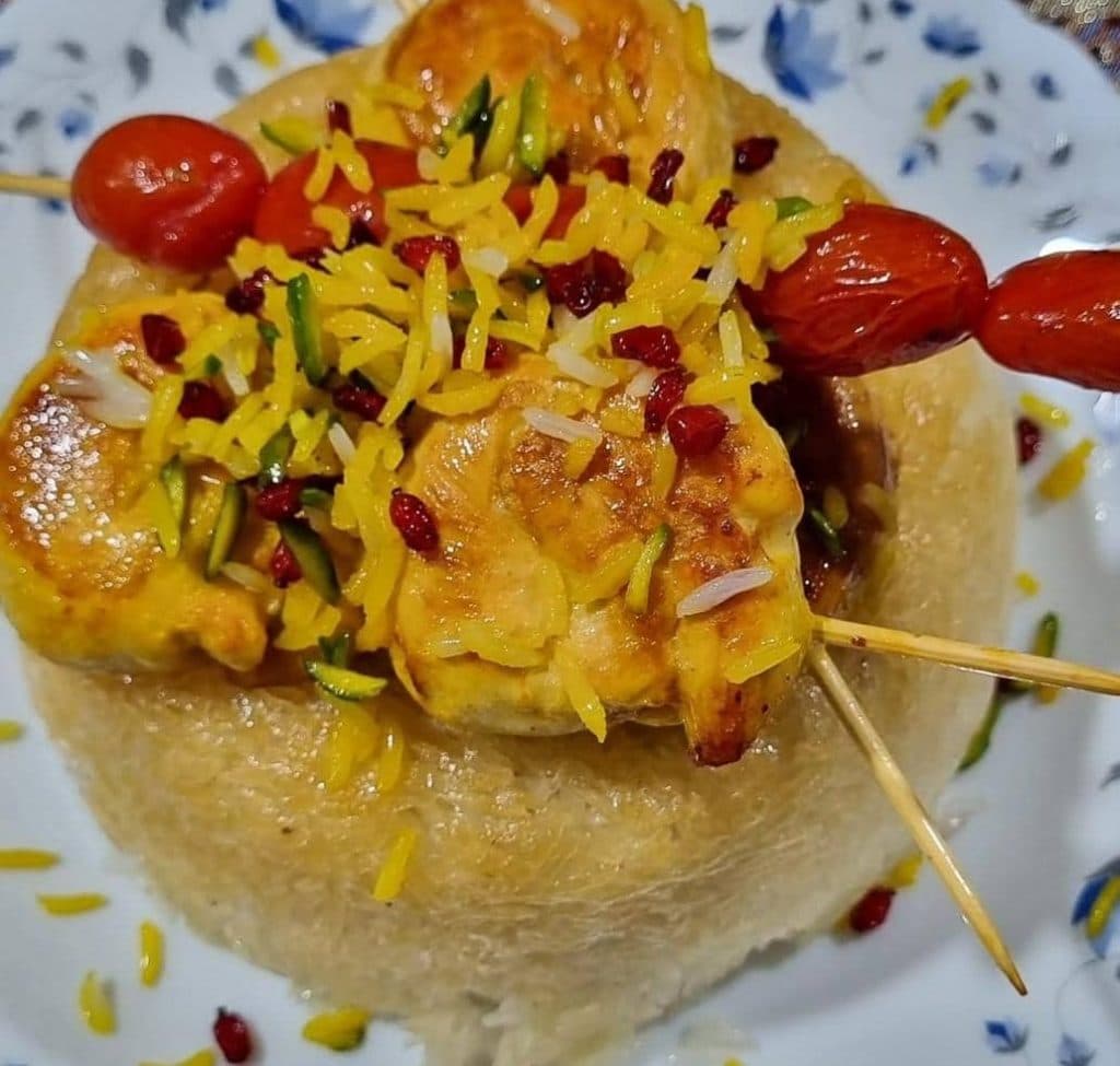 باغ رستوران سنتی مهر در رفسنجان