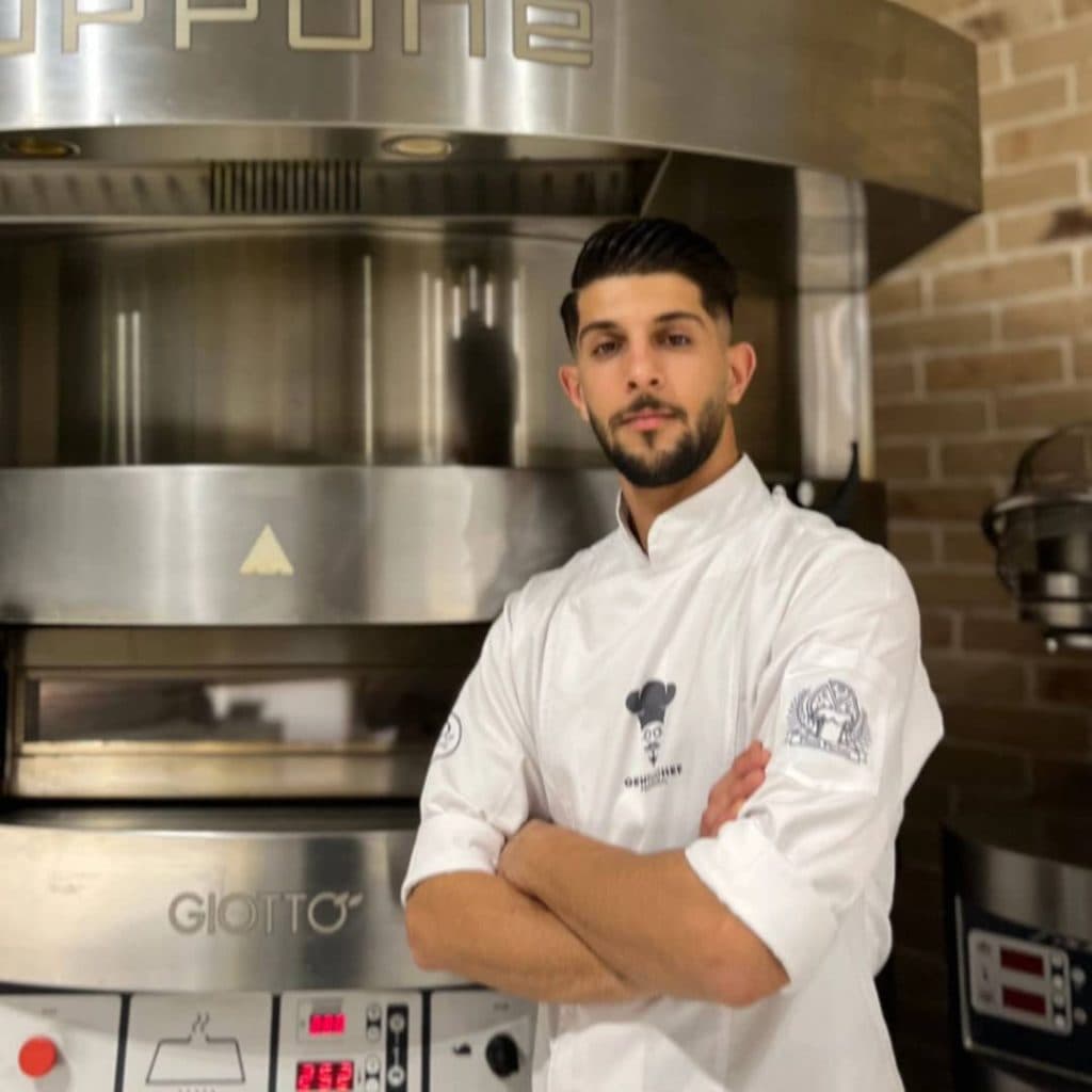 راه اندازی و تجهیز رستوران شف علی ناطقی در لاهیجان