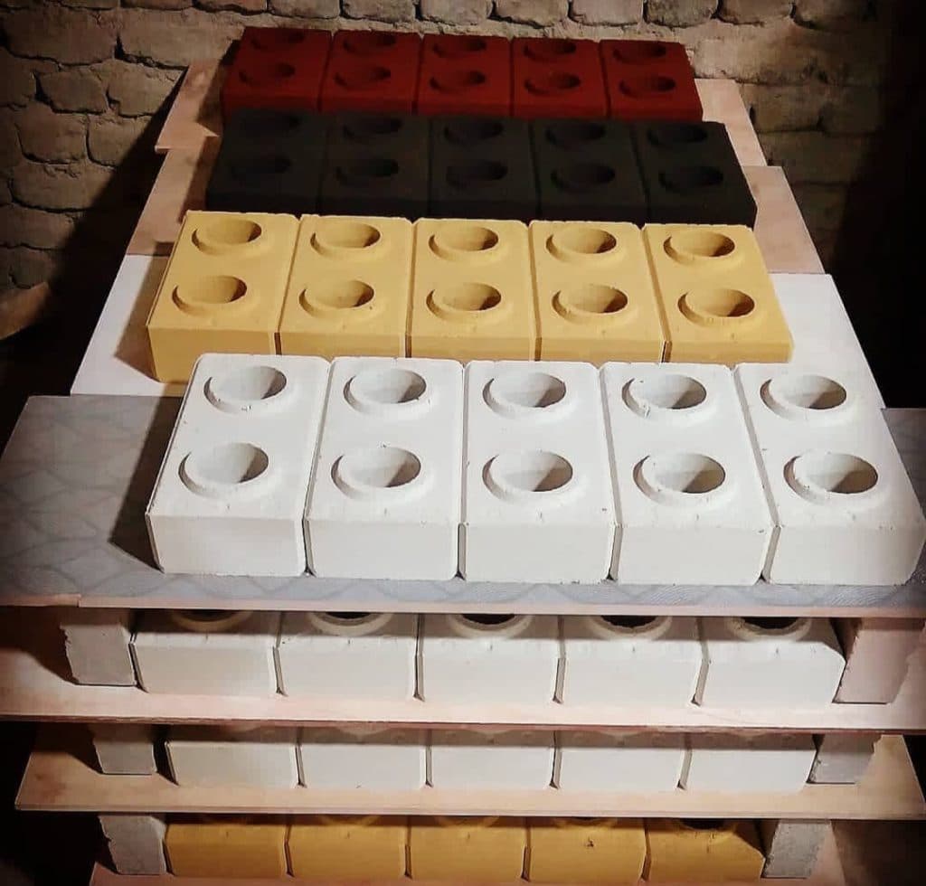 تولید آجر پازلی رنگی دو طرف نما جاوید در مشهد