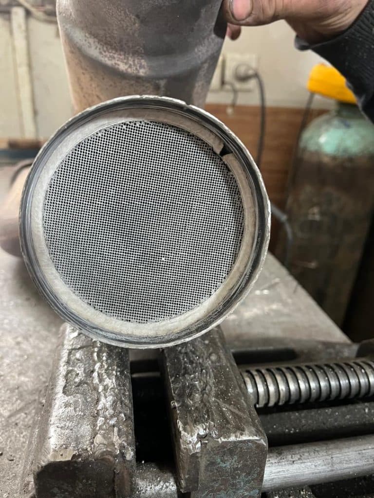 تعمیر کاتالیزور خودرو وارداتی شمال کاتالیزور فرهودی نوشهر