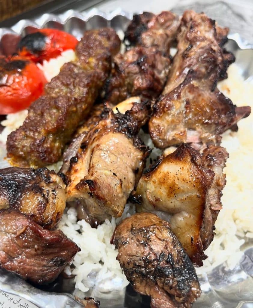 کبابسرای عمو قربان در بجنورد