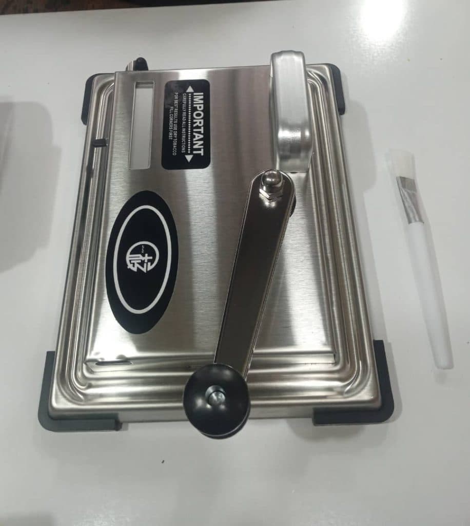 فروش و پخش عمده توتون هادی ضیایی در ارومیه